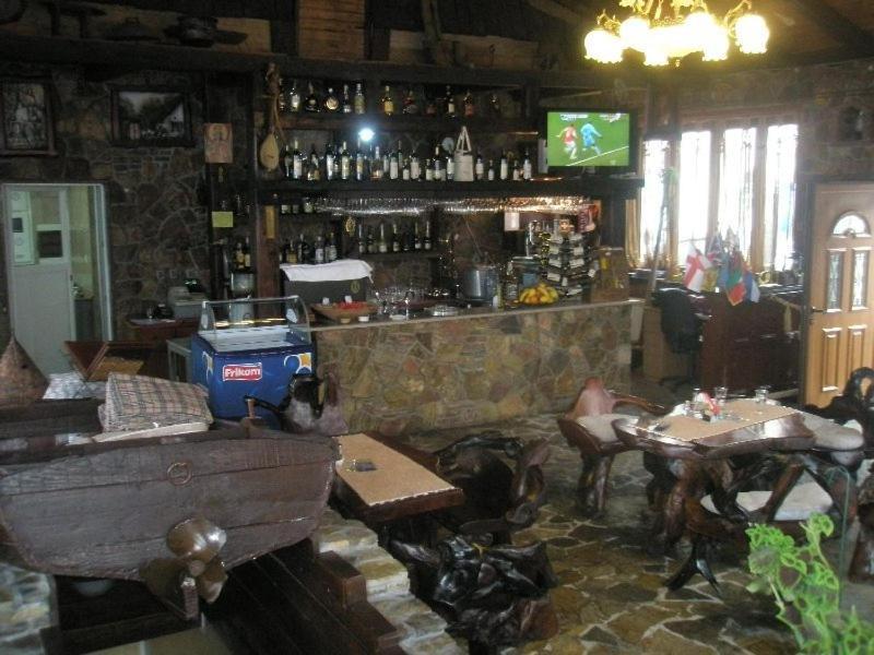 Hotel Anderba Крашичі Екстер'єр фото