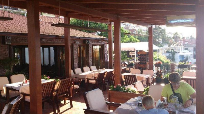 Hotel Anderba Крашичі Екстер'єр фото