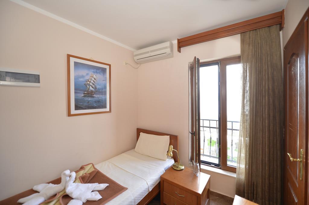 Hotel Anderba Крашичі Екстер'єр фото